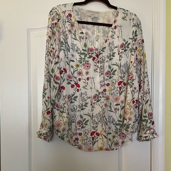 Loft Floral Blouse - Picture 5 of 10